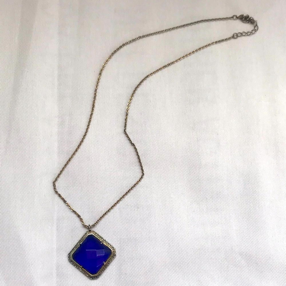 Kendra Scott Pendant